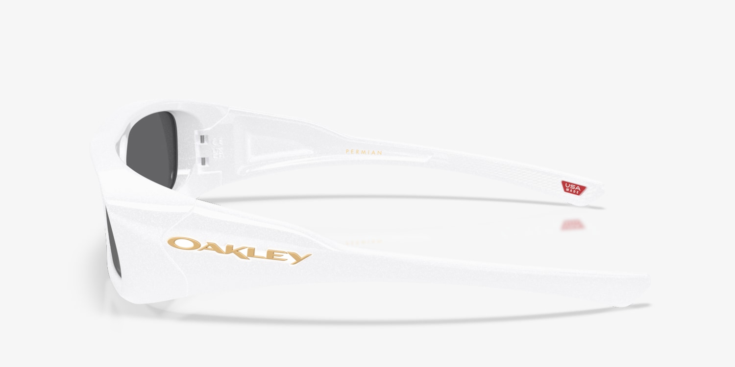 Oakley OO9520 Permian Sunglasses | LensCrafters