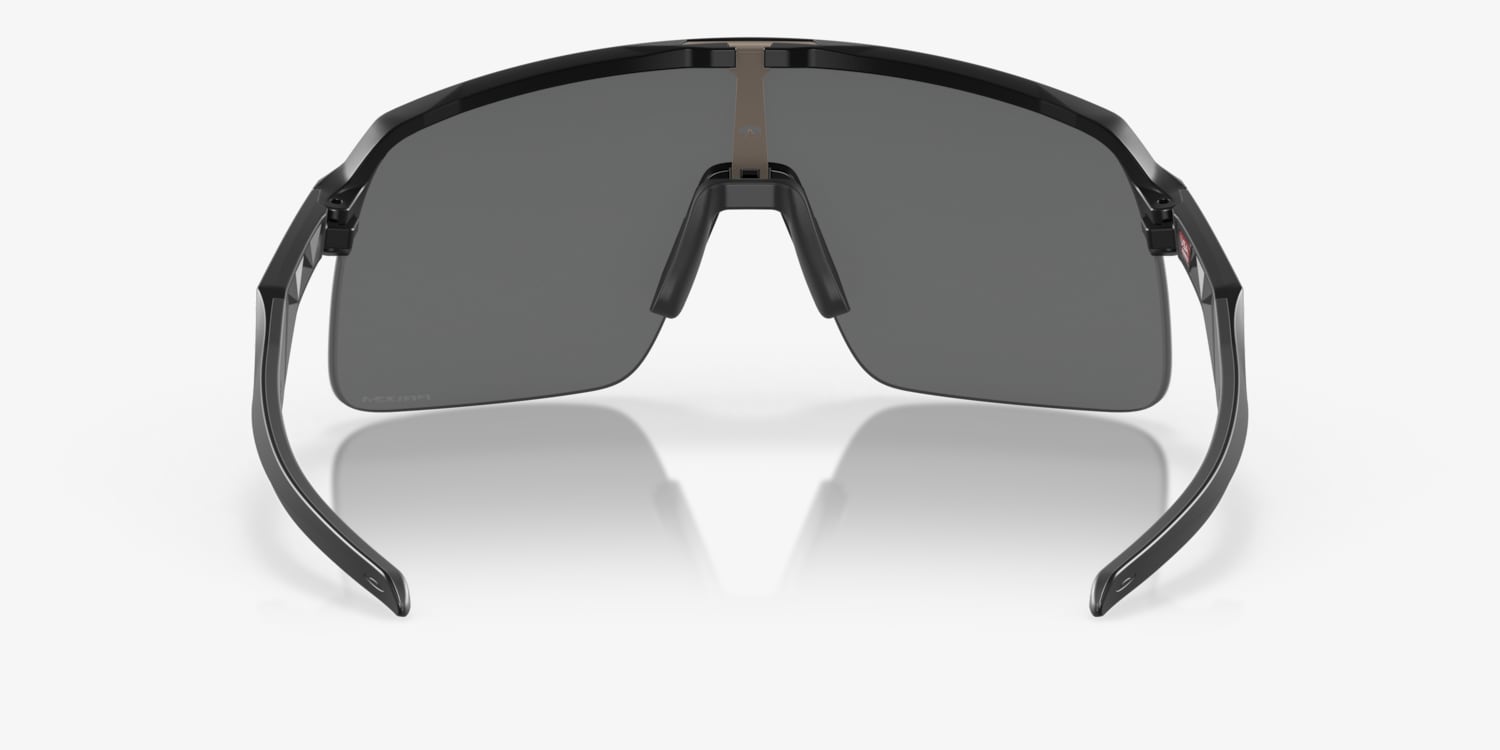Oakley OO9463 Sutro Lite Sunglasses | LensCrafters