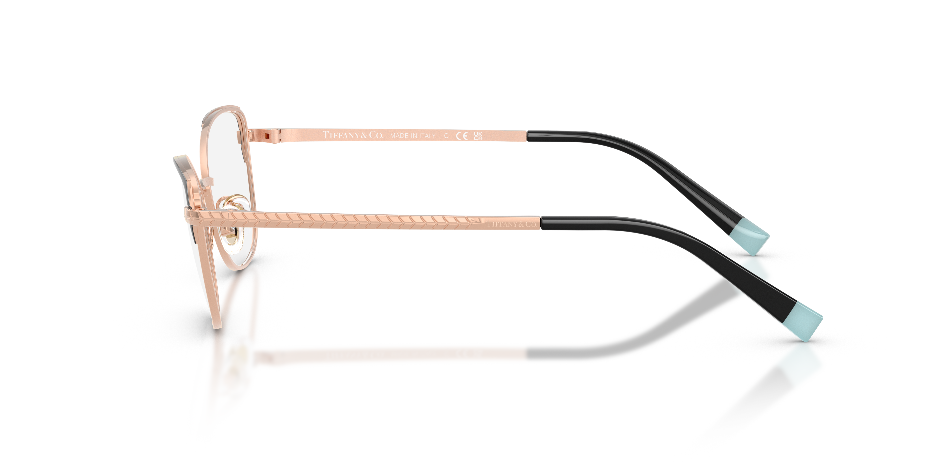 0TF1136__6007__P21__shad__lt.