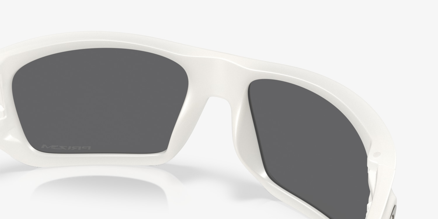 Oakley OO9486 Masseter Sunglasses | LensCrafters