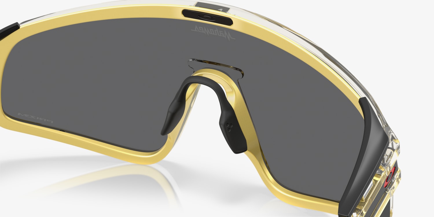 Oakley OO9404 Latch™ Panel Patrick Mahomes II Collection