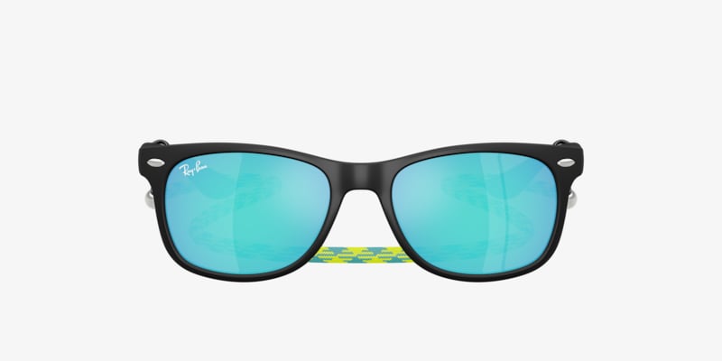 Ray-Ban RB9052S New Wayfarer Kids Sunglasses | LensCrafters
