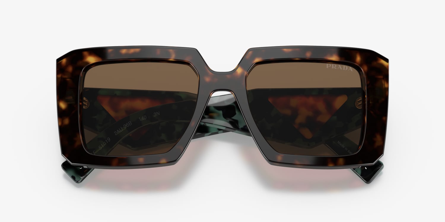 【美品】PRADA 腕時計　カットガラス　三角ロゴ　新品電池　希少アイテム 美品】PRADA 腕時計 カットガラス 三角ロゴ 新品電池 希少アイテム