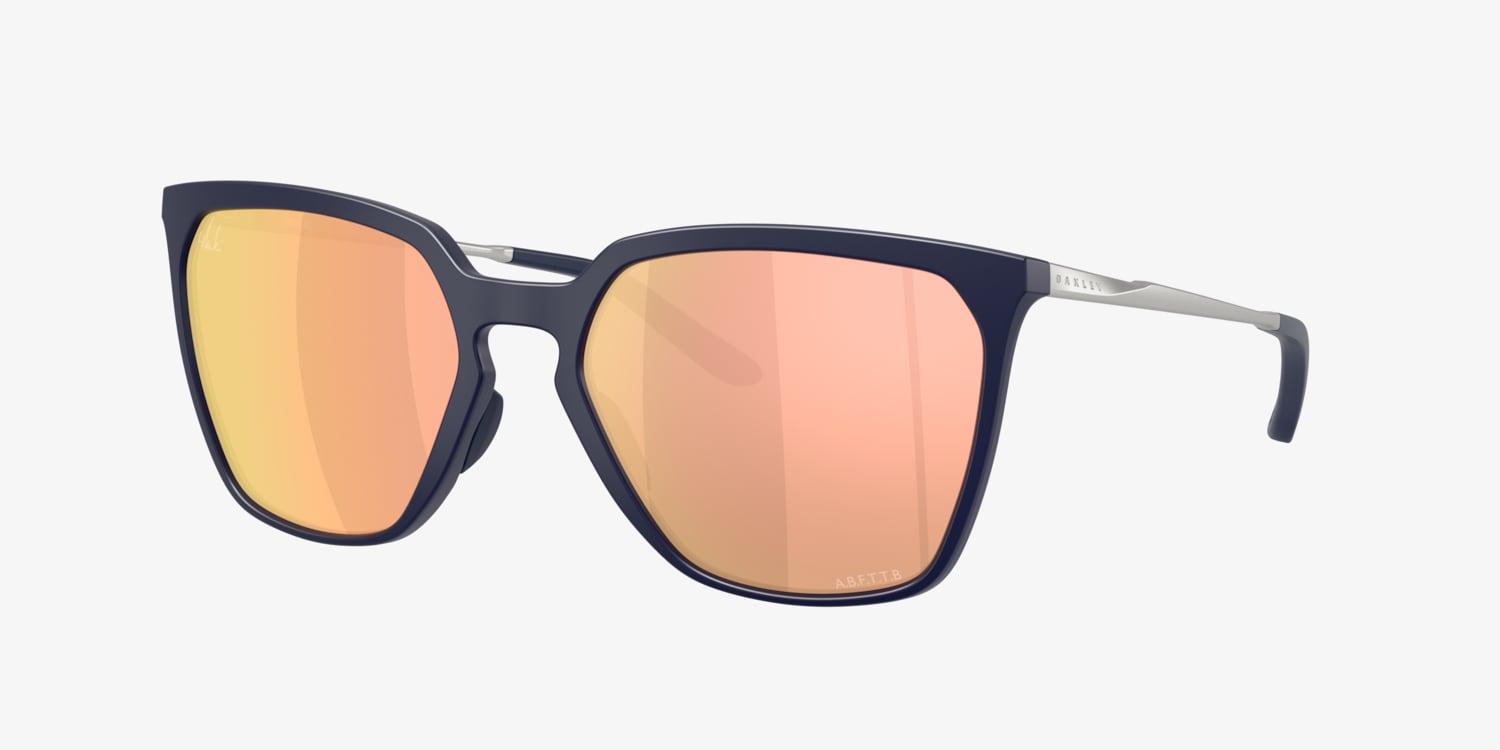 ウサピヨ、オル君 Oakley Oakley Sunglasses in Silver/Gunmetal/Grey | Target
