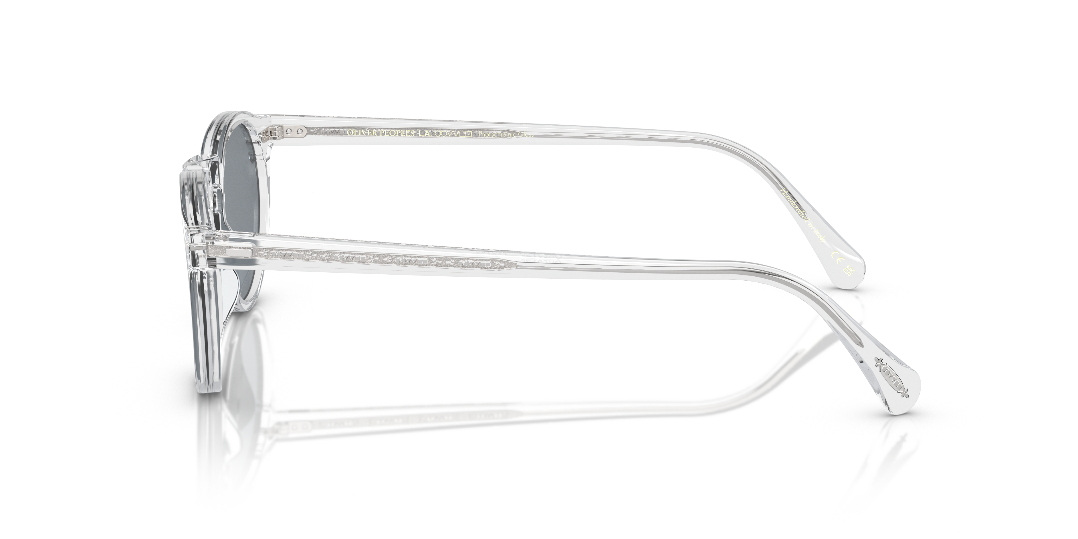 0OV5217S__1101R8__P21__shad__l