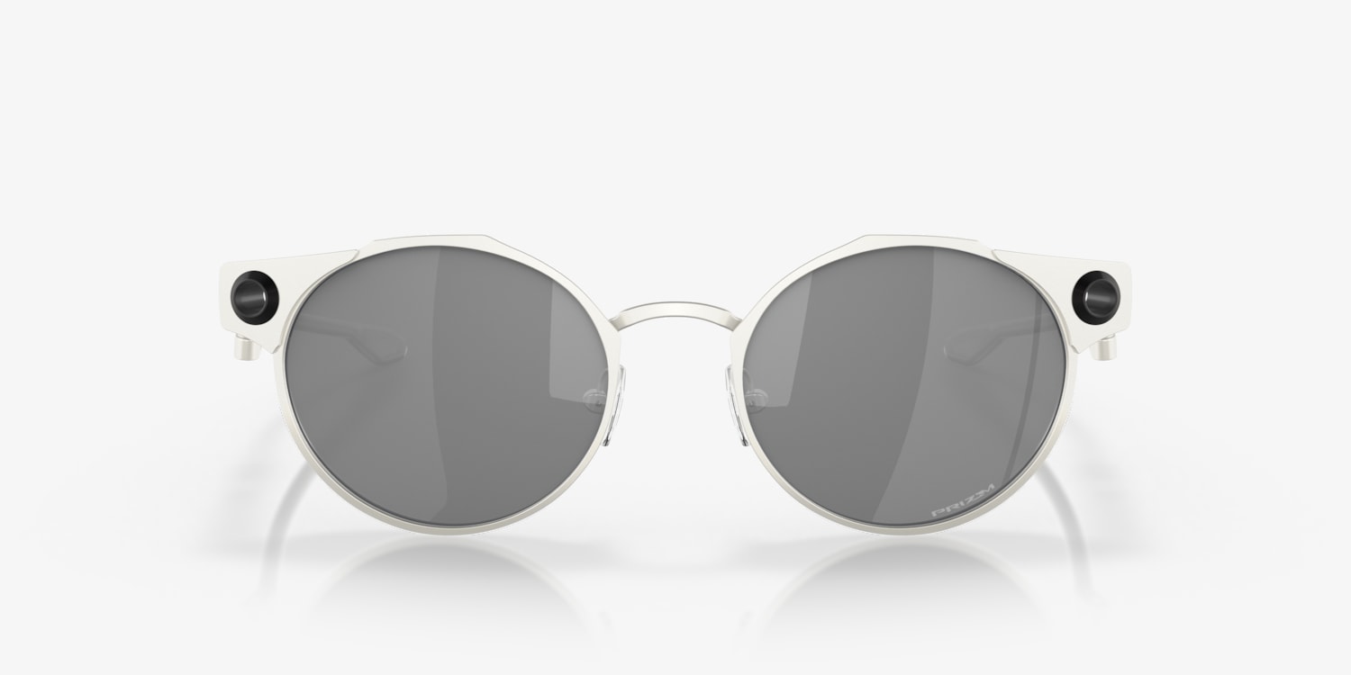 Oakley OO6046 Deadbolt™ Sunglasses | LensCrafters