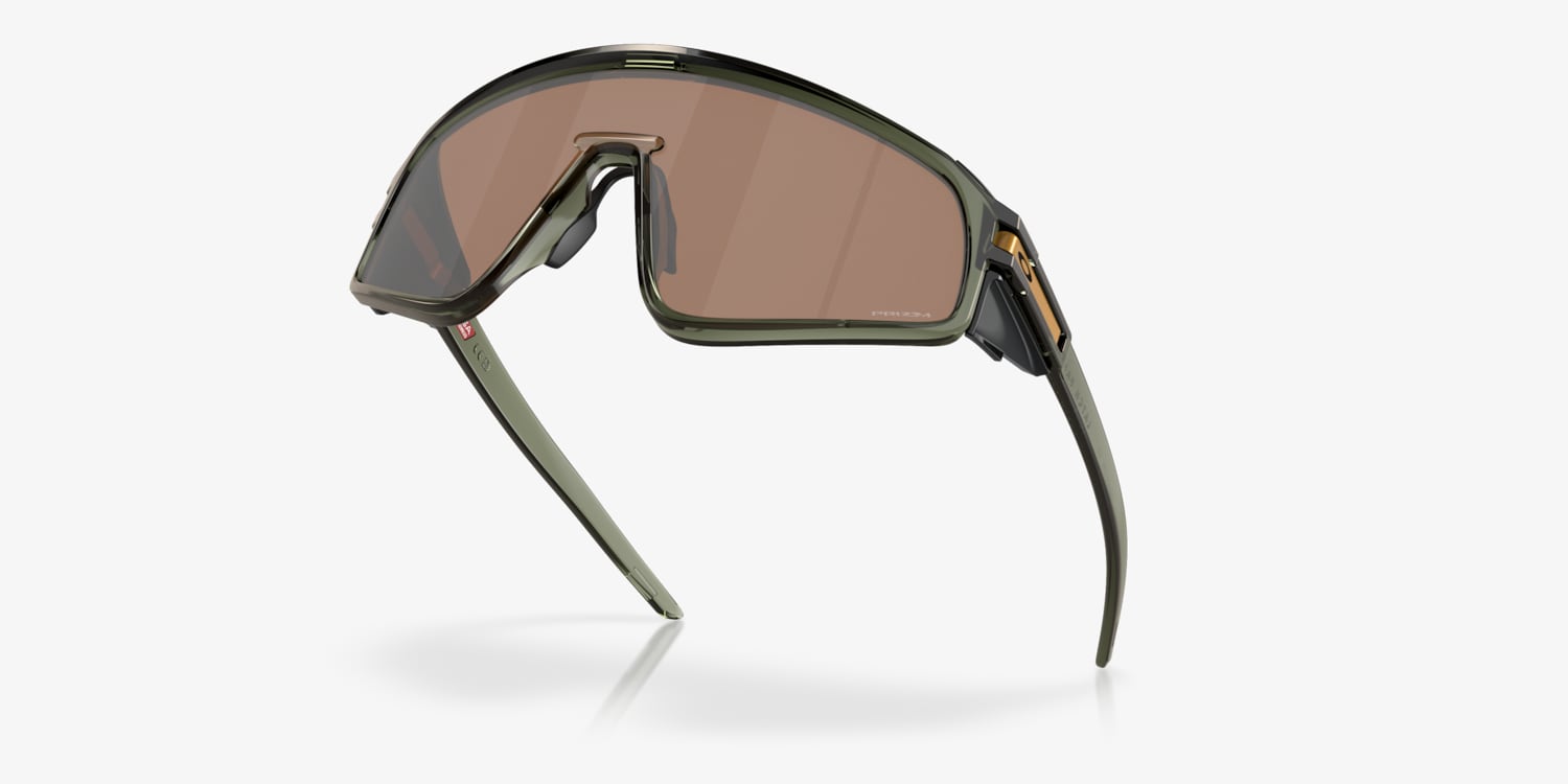 Oakley OO9404 Latch™ Panel Sunglasses | LensCrafters