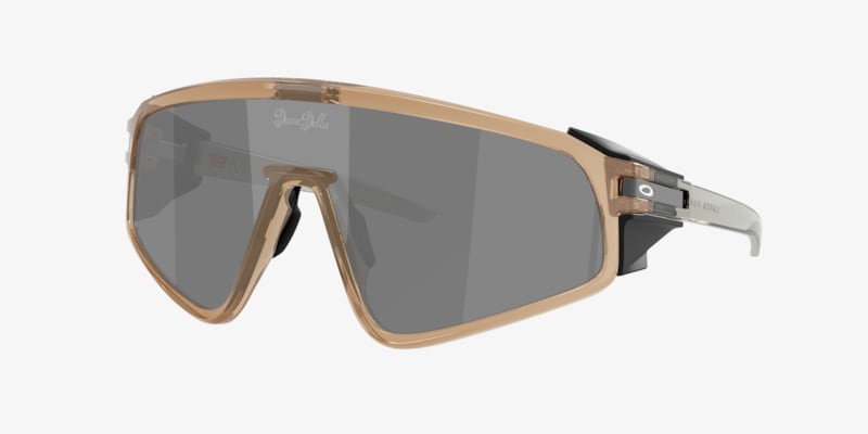 Oakley OO9404 Latch™ Panel Patrick Mahomes II Collection