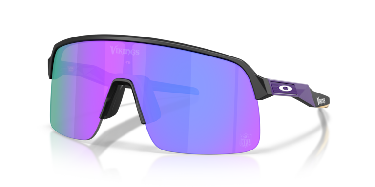 Oakley product image