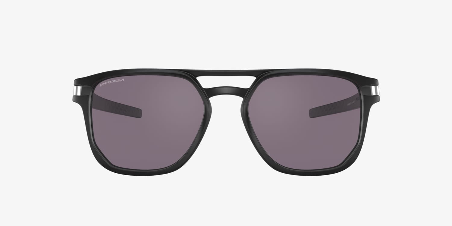 Oakley OO9436 Latch™ Beta Sunglasses | LensCrafters