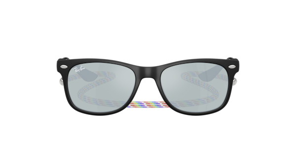Ray-Ban New Wayfarer Kids Summer Capsule Sunglasses Rubber Black Frame Green Lenses 47-15