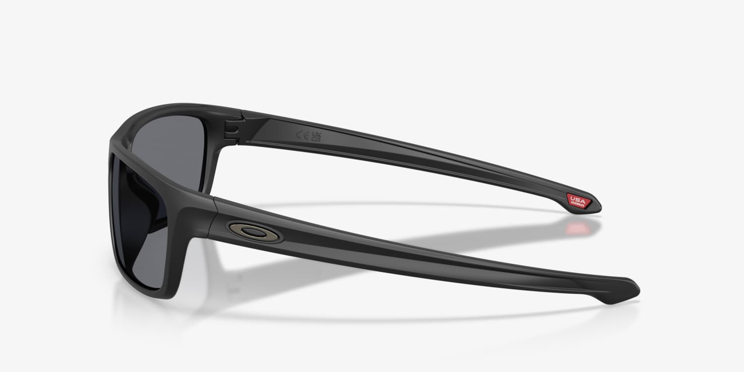 Oakley OO9408 Sliver™ Stealth Sunglasses | LensCrafters