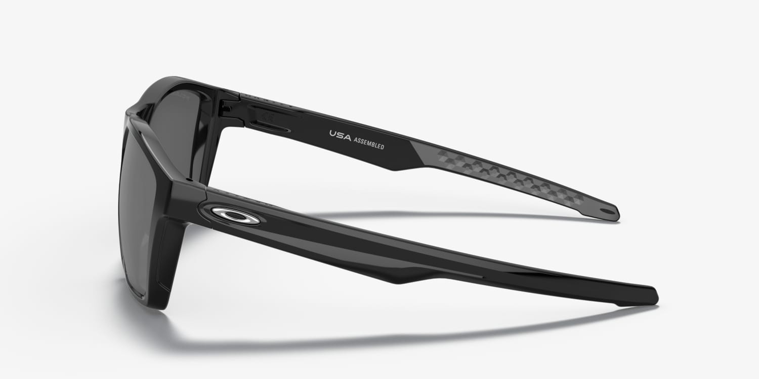 Oakley OO9397 Targetline Sunglasses | LensCrafters